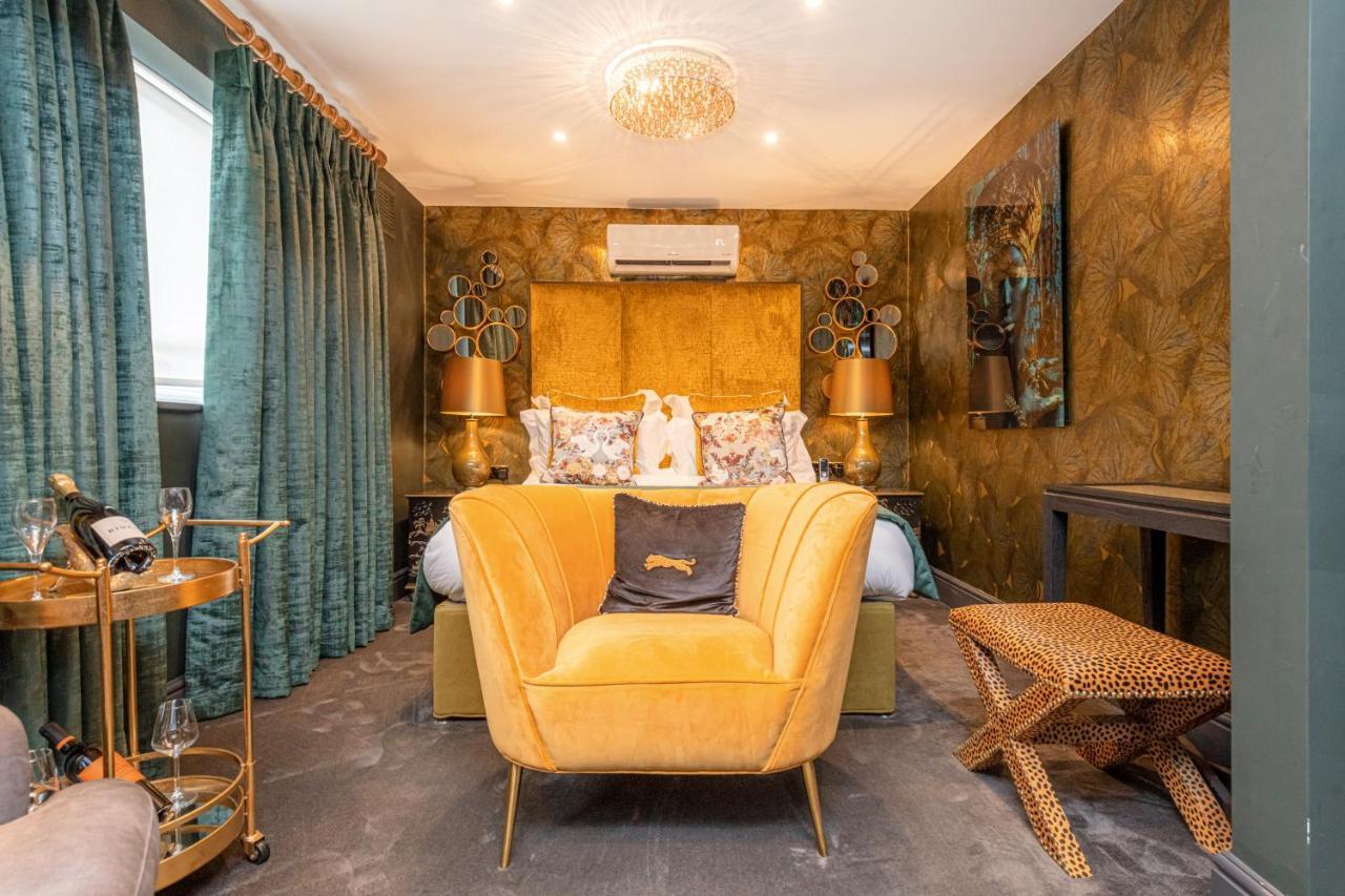Funky Monk Hotel 埃平 外观 照片