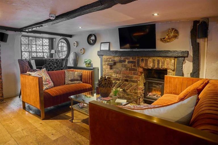 Funky Monk Hotel 埃平 外观 照片